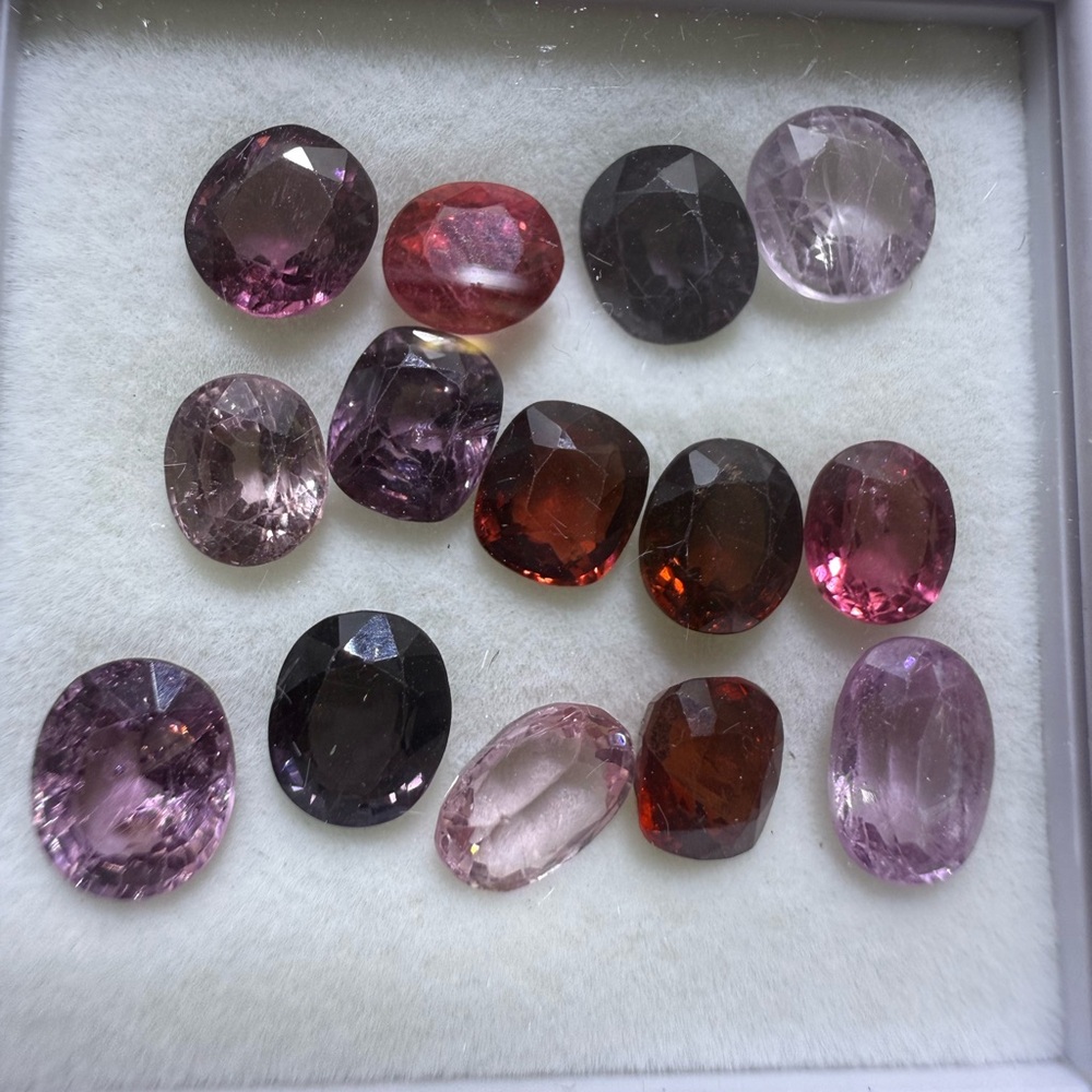 Assorted Gemstone Collection - Picture 10 of 10